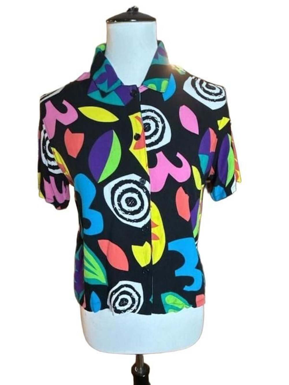 Stranger Things Eleven Button-Up Shirt Multi Color Geometric, Size M